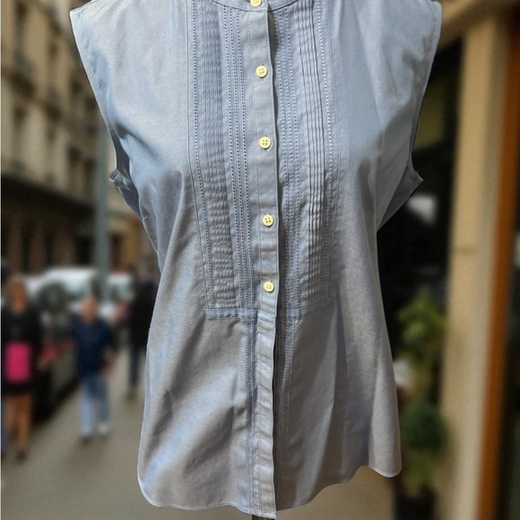 L.L. Bean Tops - L.L. Bean Women's Blue Sleeveless Button-Down Blouse